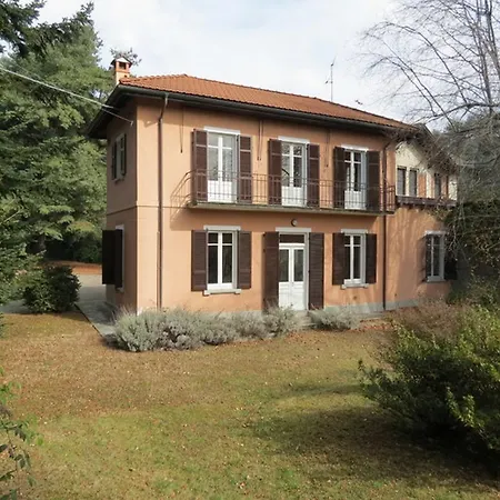 Villino Nel Parco Holiday home *